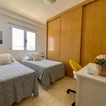 Casa Conchita. Relax, Diversion Y Playa. Apartment Playa Honda (Lanzarote)